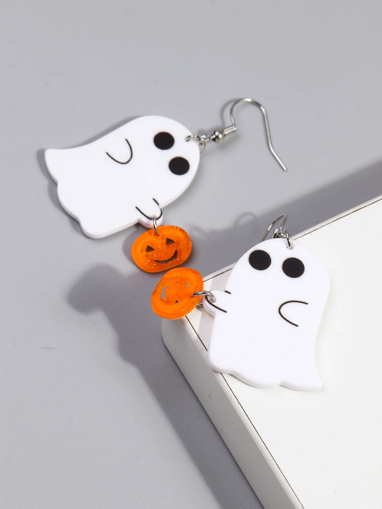 2024 Popular Halloween jewelry gift Cute Spooky Hollow Pumpkin Student Accessories Cartoon Simple Acrylic Printed Drop Earrings