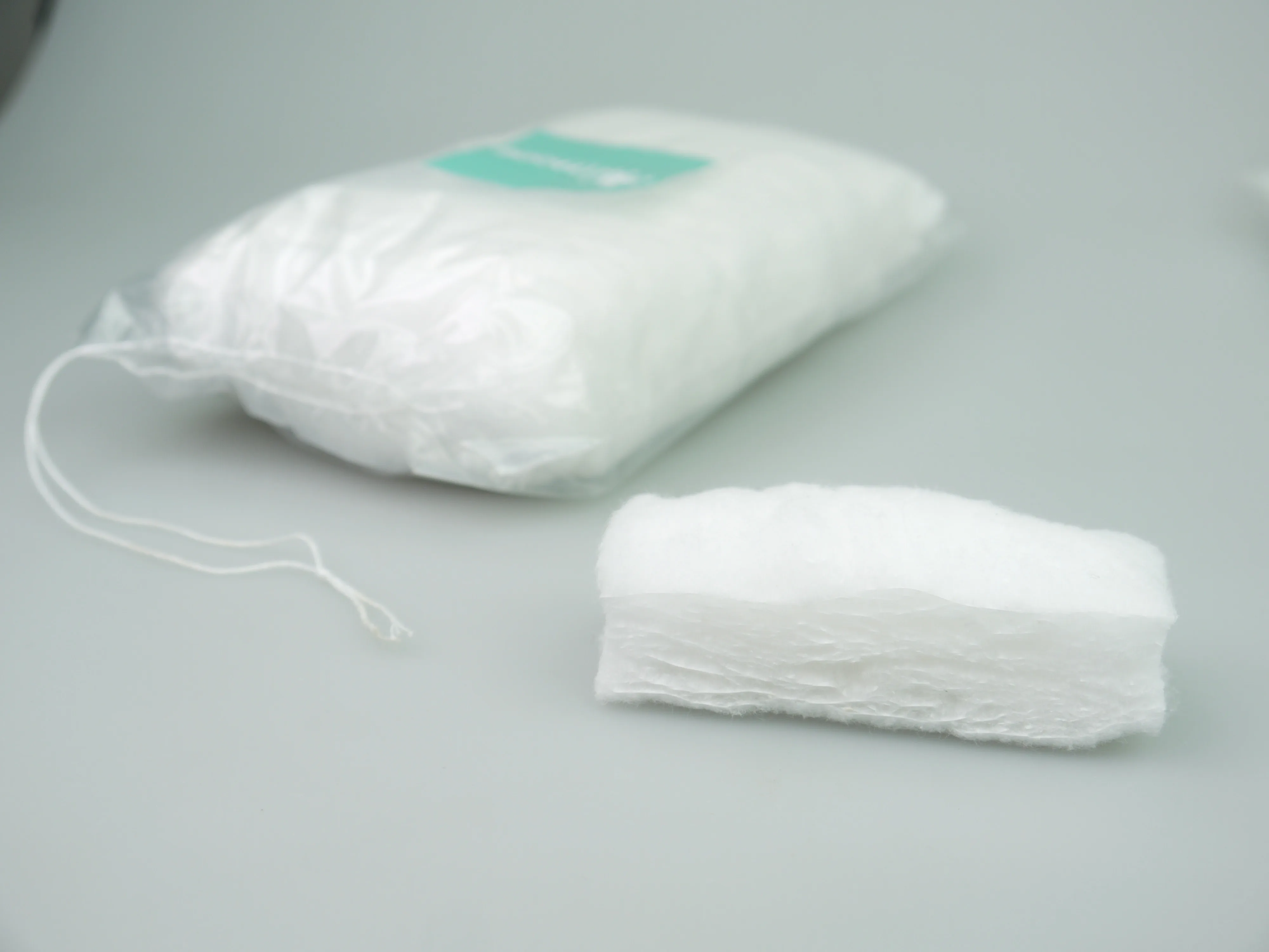 medical grade Absorbent Zig Zag Cotton Wool