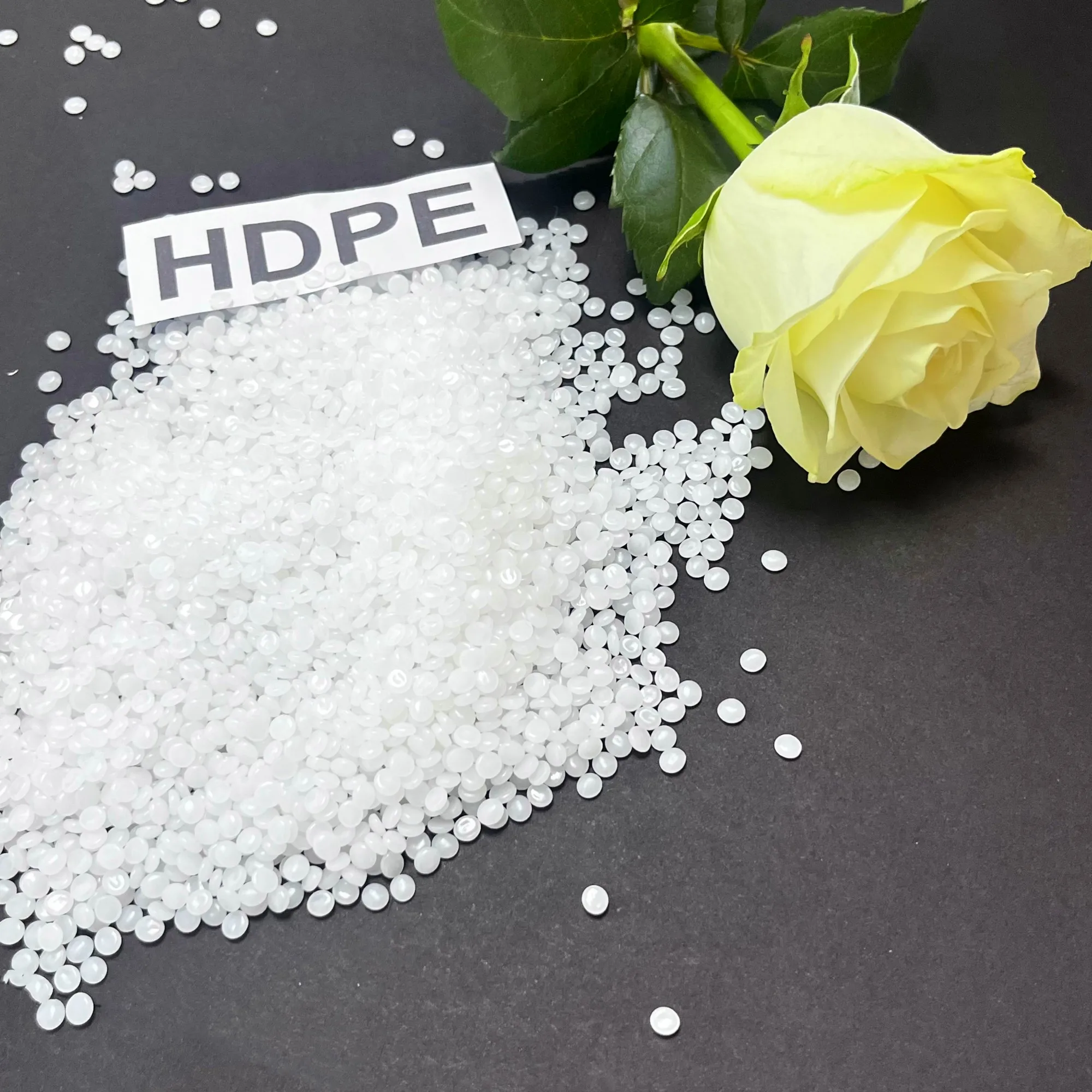 Supply anti-UV HDPE anti-aging high density polyethylene high rigidity high strength film blow molding HDPE