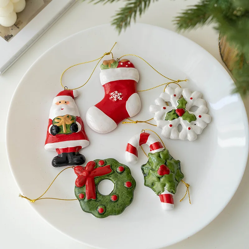 Christmas Decorations: Ceramic Old Man Wreath & Snowflake Pendant - Christmas Tree Ornament & Gift