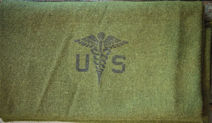 factory cheap price 100% made in china acrylic or wool material heavy cheap olive green outdoor blankets