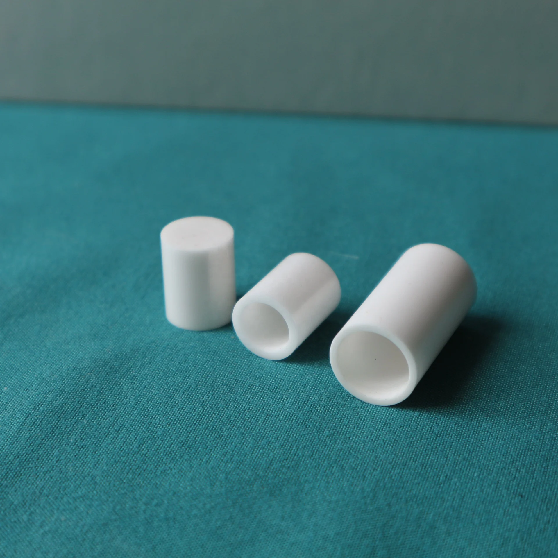 Ceramic Rod Pump Shaft Pistons 1-100mm White Zirconia Working baffle Ceramic ZrO2 line spare parts Custom