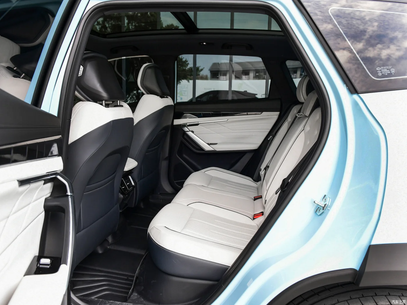 SUV Hybrid cars Geely Cool L 2023 1.5TD Thor Hi - F Super Rui Good quality and low price cars