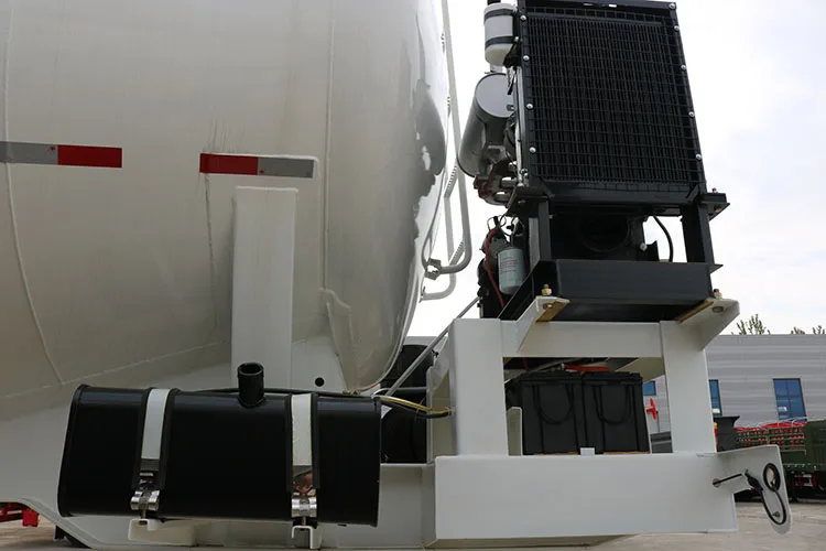 China 45 Cbm Dry Bulk & Pneumatic Tank Trailers V shape bulk cement semi trailer for sale