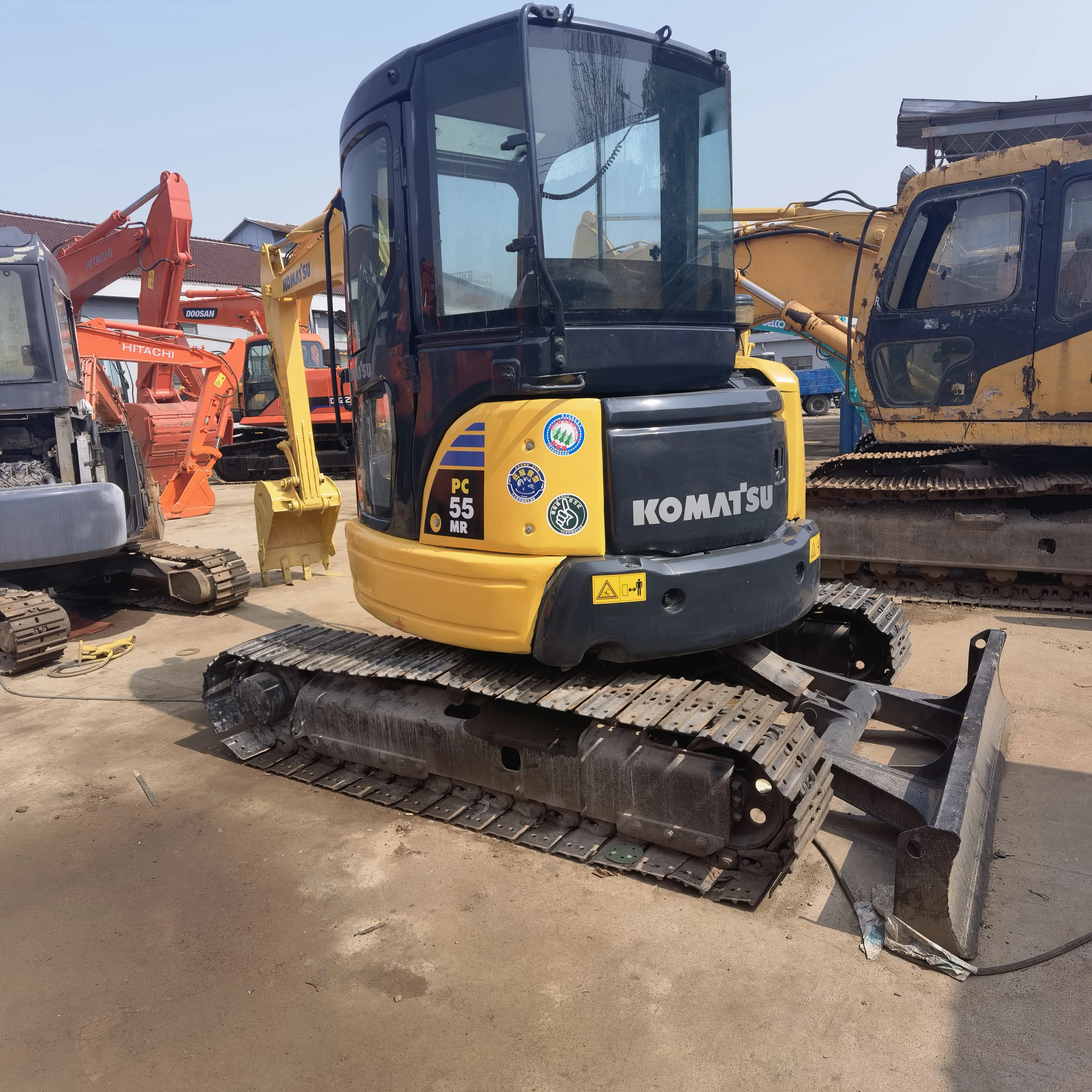 Circuit breaker for komatsu pc55 PC56 pc210-6 backhoe Komatsu pc220-6 PC200 Komatsu pc55 60 120