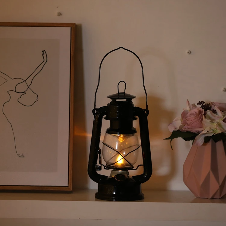 Popular metal Led Camping Lights Portable Dimmable Outdoor Led white kerosene Oil Lamp Camping Lantern for party festival