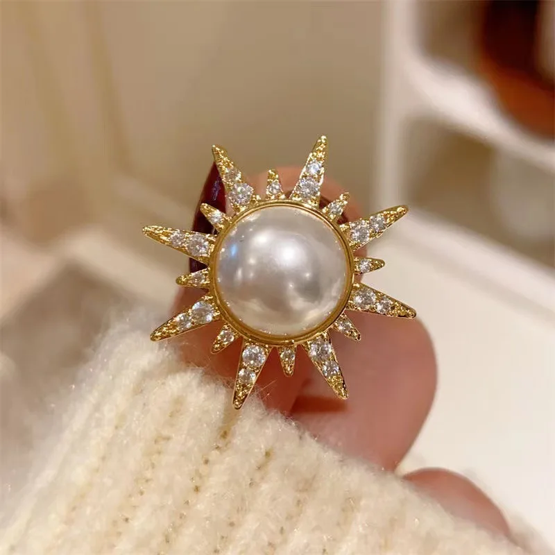 Pearl Brooch Pin Star Sun Design Jewelry Gold Plated Aesthetic Party Wedding Jewelry Gift