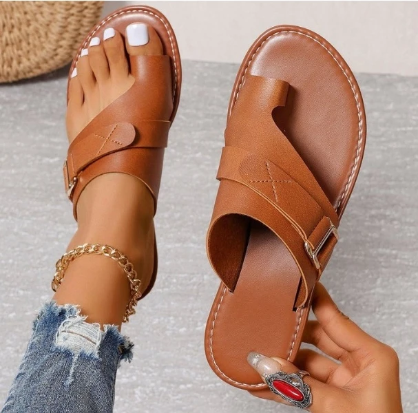 Flat 2025 foreign trade summer new large size female shoe cover toe fashion flat casual female slippers foreign trade beach