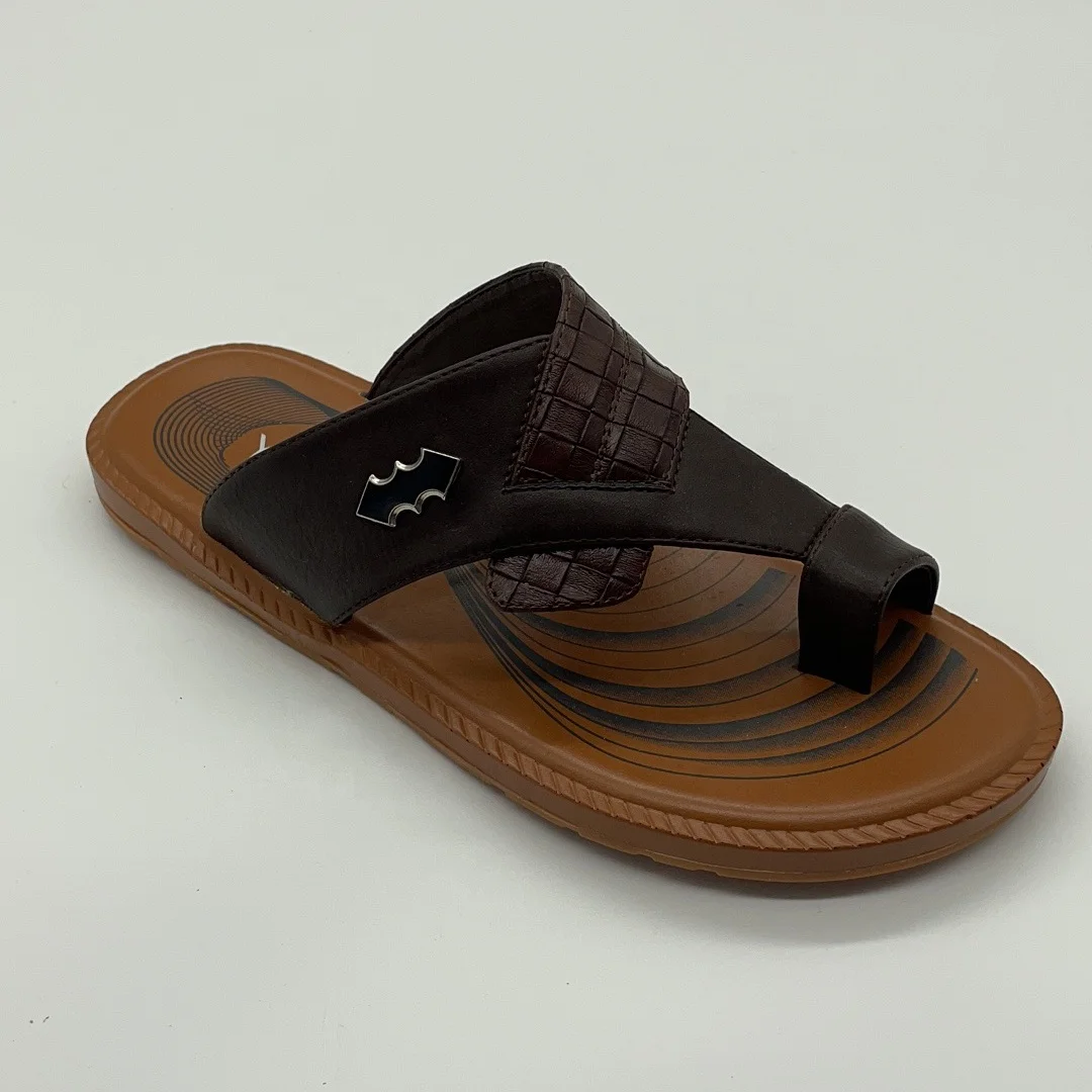 New style cheap price but good quality summer beach footwear sandals for men