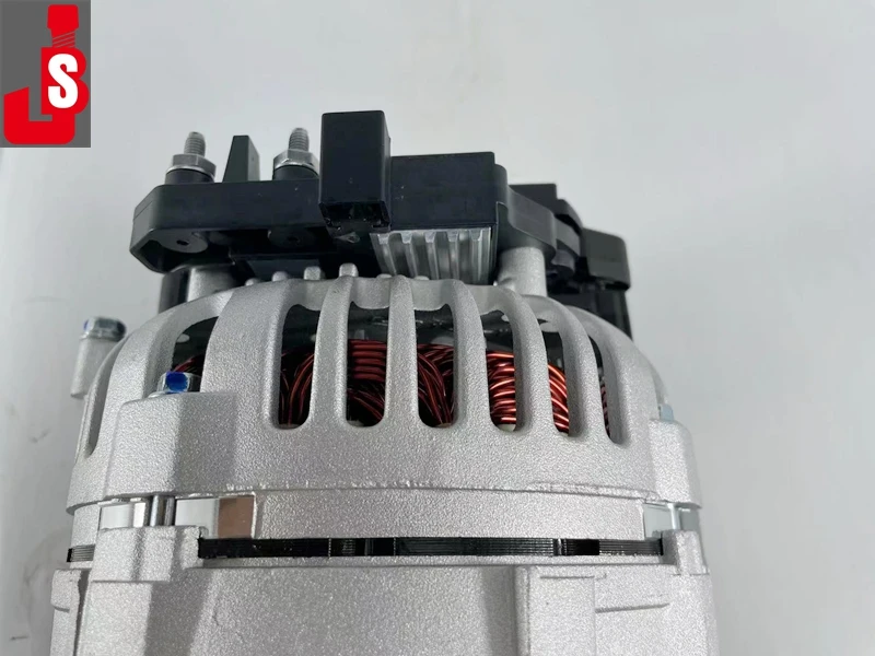 alternator for diesel engine WP5 engine parts OEM AVi168S3002  SIZE 28V 150A