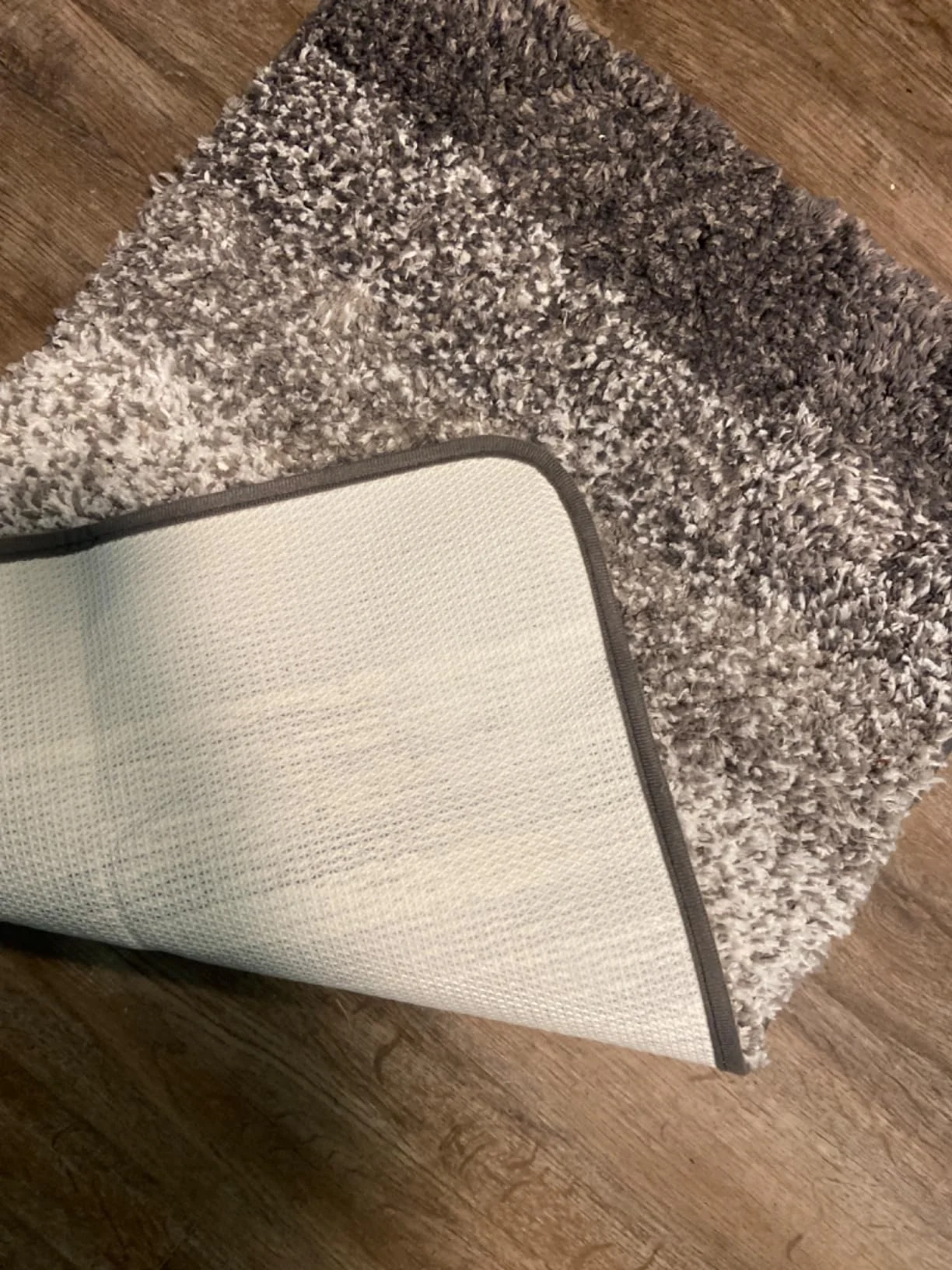 Non-Slip  24x16, Extra Soft and Absorbent Microfiber Machine Wash Dry chenille Bathroom Bath Rugs Mats For Kids