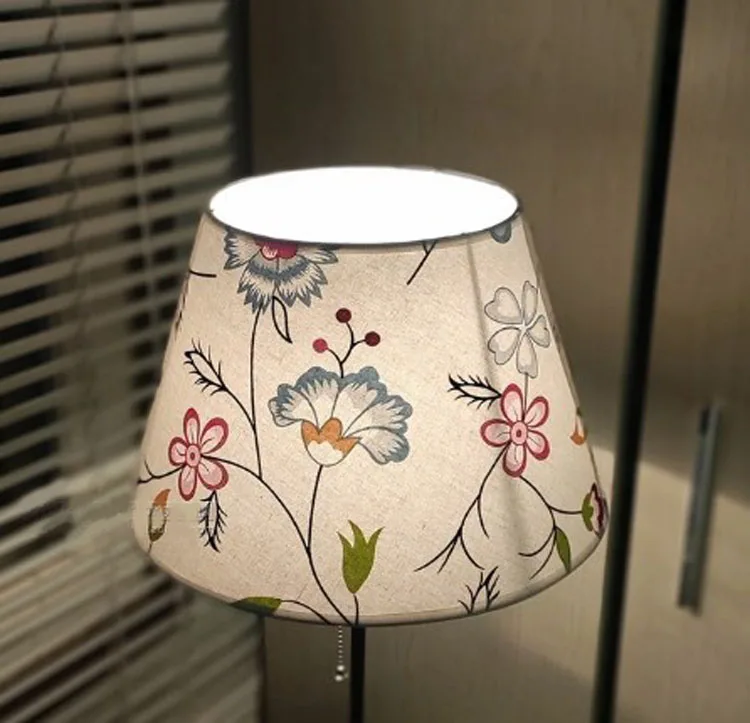 Wholesales China Lighting Factory diameter 22cm Print Fabric Lampshades For Large Table Lamps Lampshades On Stock