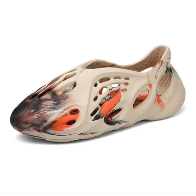 
2021 PLUS size slip-on shoe Yeezy Foam Runner HOLE Slides Cream sandal for men 