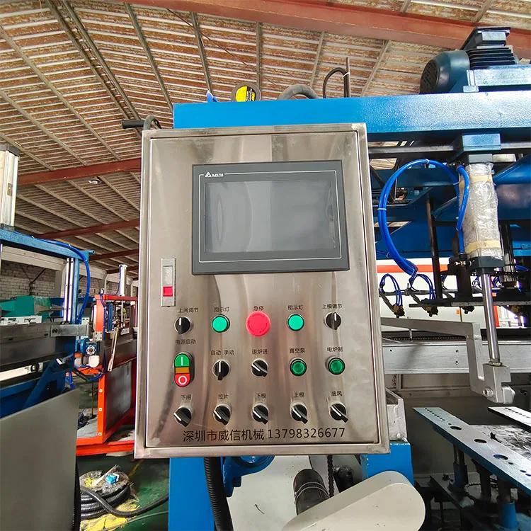 Hot Sell Second Hand Plastic Clamshell  Vacuum Forming Machine For Signs