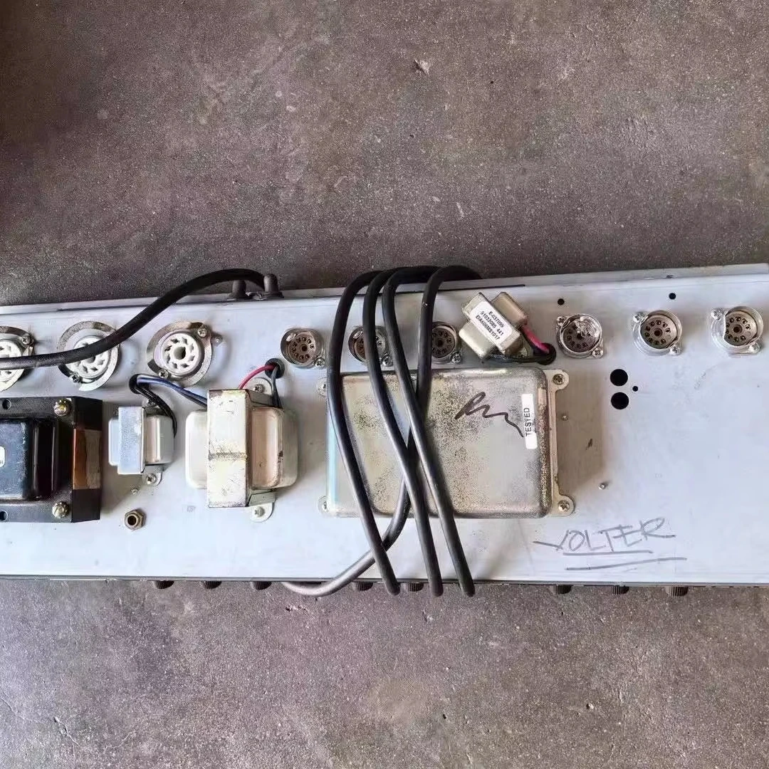 Custom Grand Deluxe Reverb Handwired Guitar Amplifier Head 22W