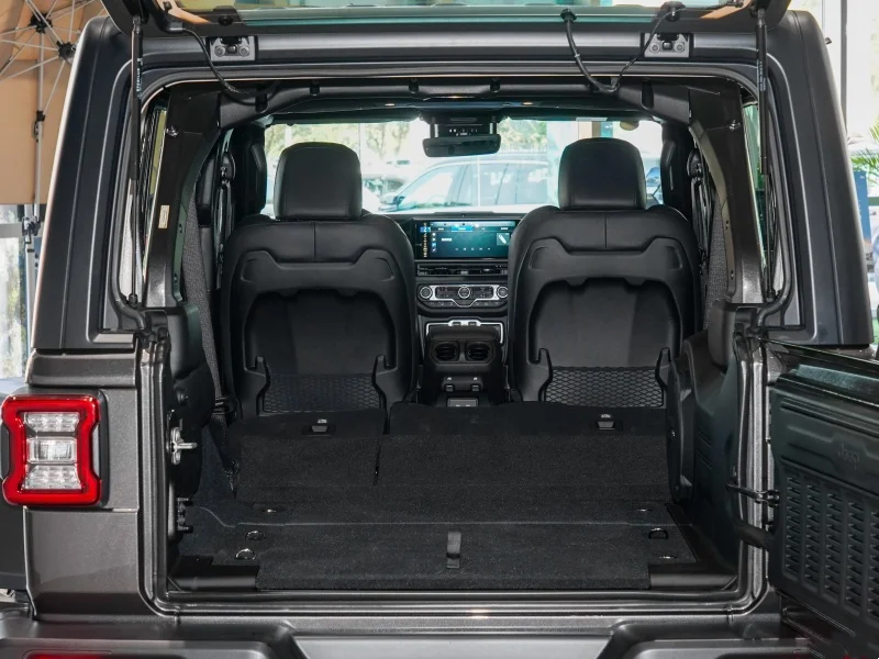 Оптовая продажа 2024 2 0 т SAHARA 4-дверный внедорожник китайский джип WRANGLER автомобиль