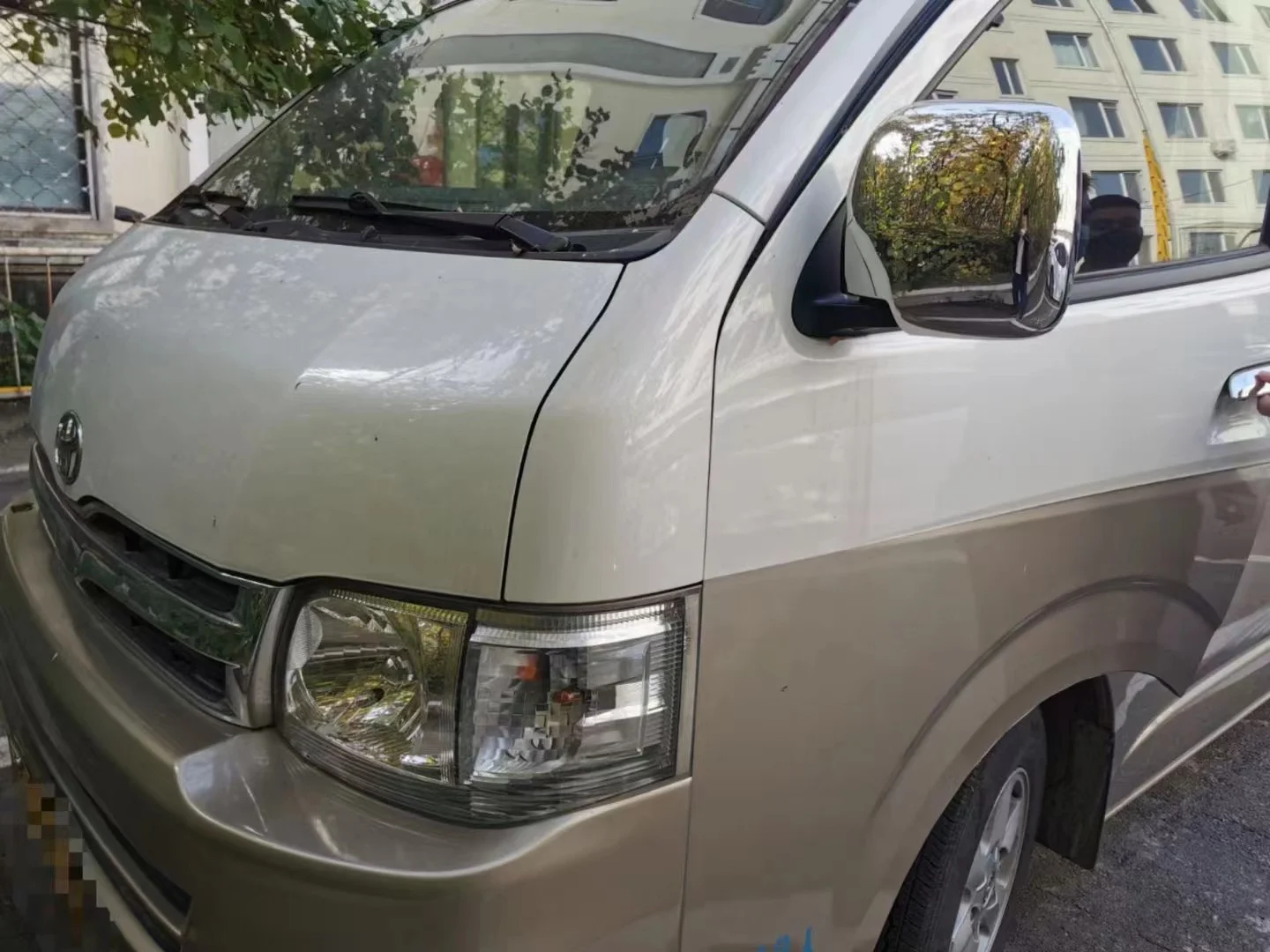 Автобус Toyota Hiace обнаружил универсальность 18-сидячего фургона доступного на ваш выбор рулевое управление Lhd или Rhd