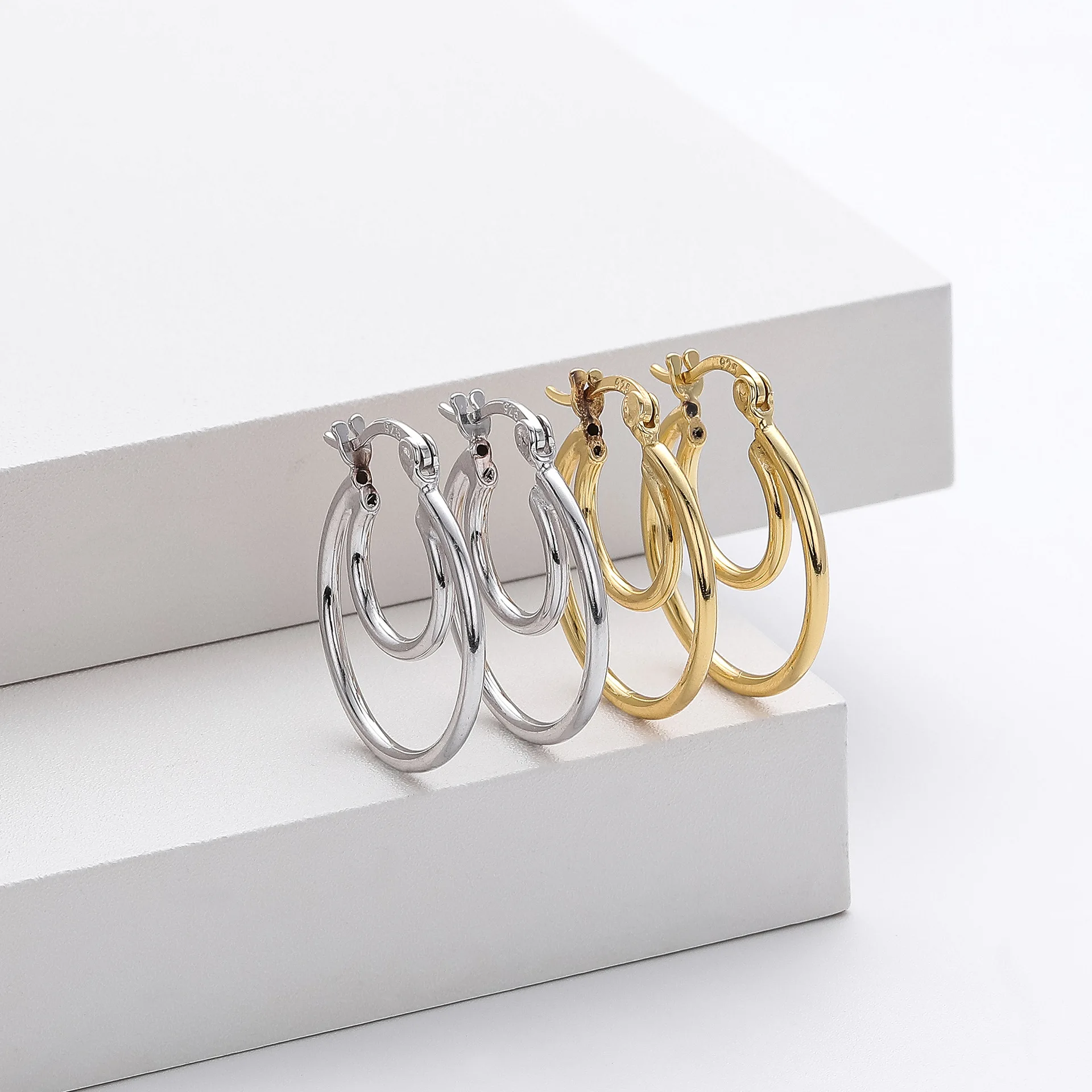 Женские серьги из серебра 925 пробы