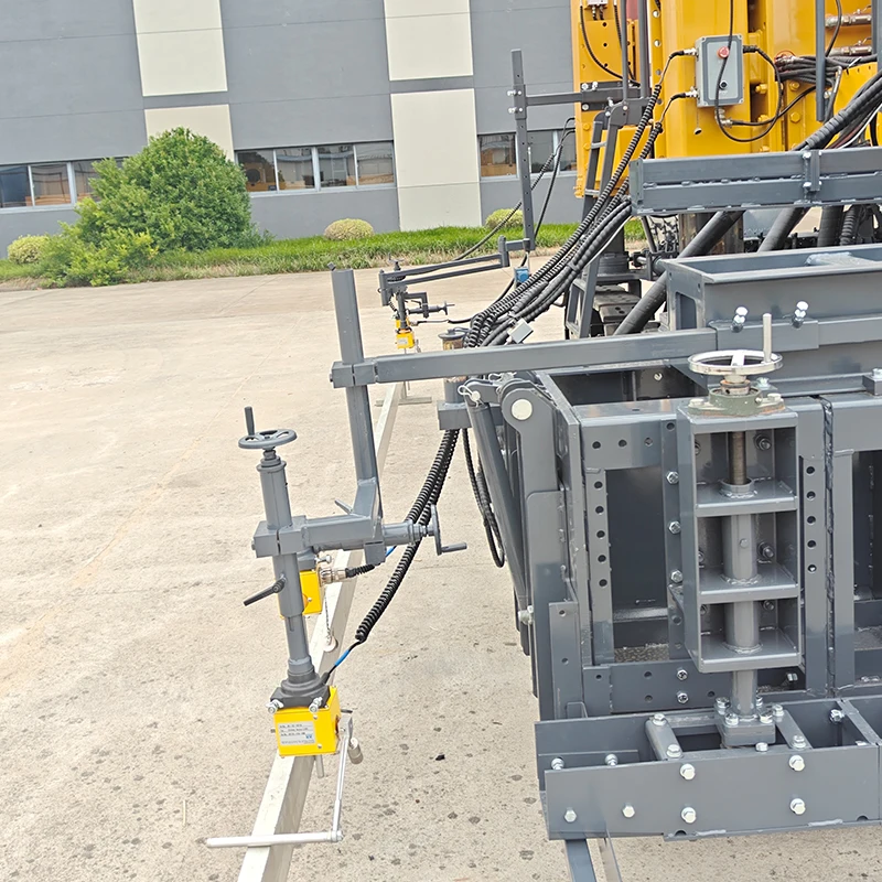 4.5m Negative Gap Construction Slipform Paver With Four Elongated Tracks