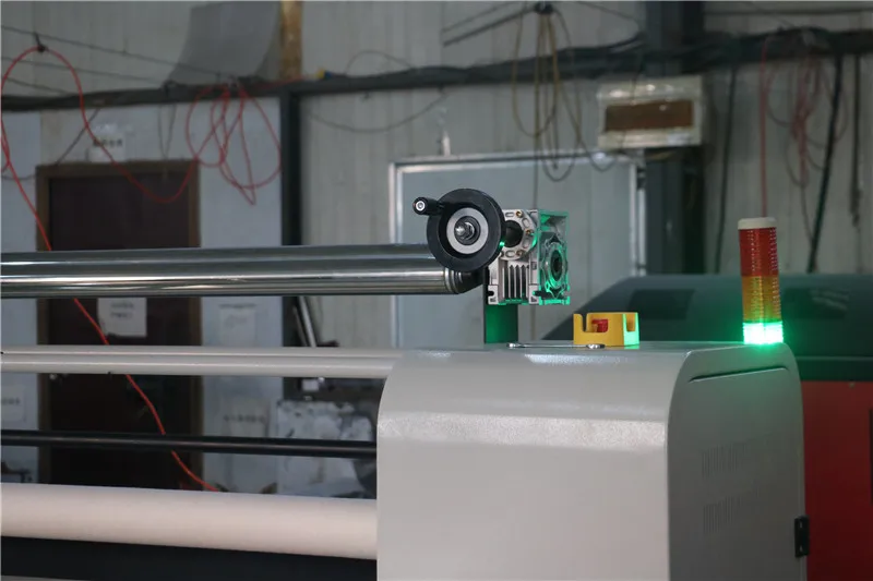 220mm durm high quality Blanket auto adjustment roll to roll calender printing press machine 1.6m