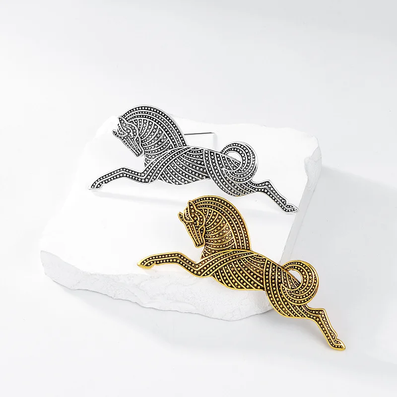 Personality Vintage Color Chinese Zodiac Animal Horse Brooches Pins business suit Business Suit Brooch Accessories