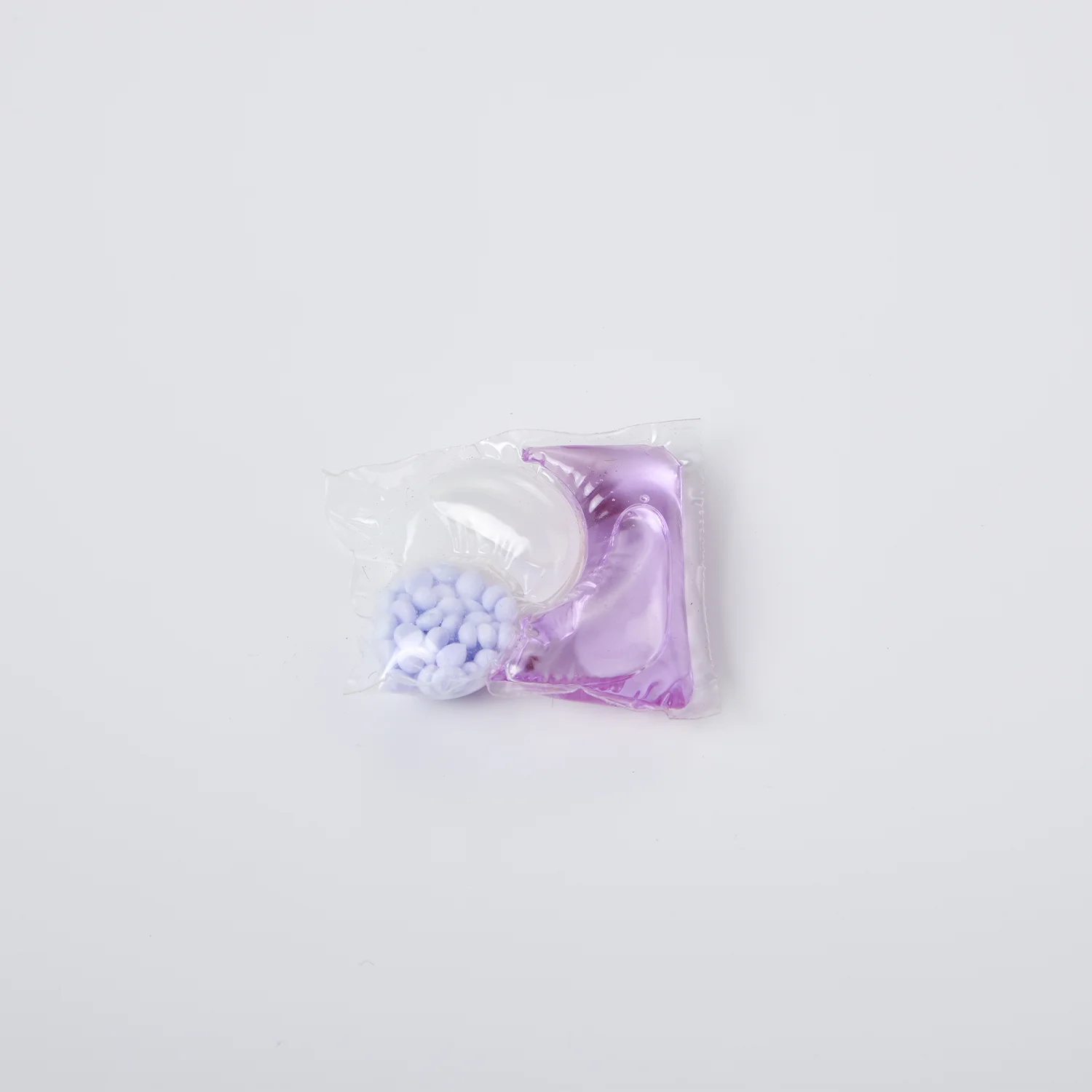 3-in-1 Private Label Fragrance Beads 8x Cleaning Power Disposable Laundry Detergent Pods Gel Stain Release Solid Powder Apparel