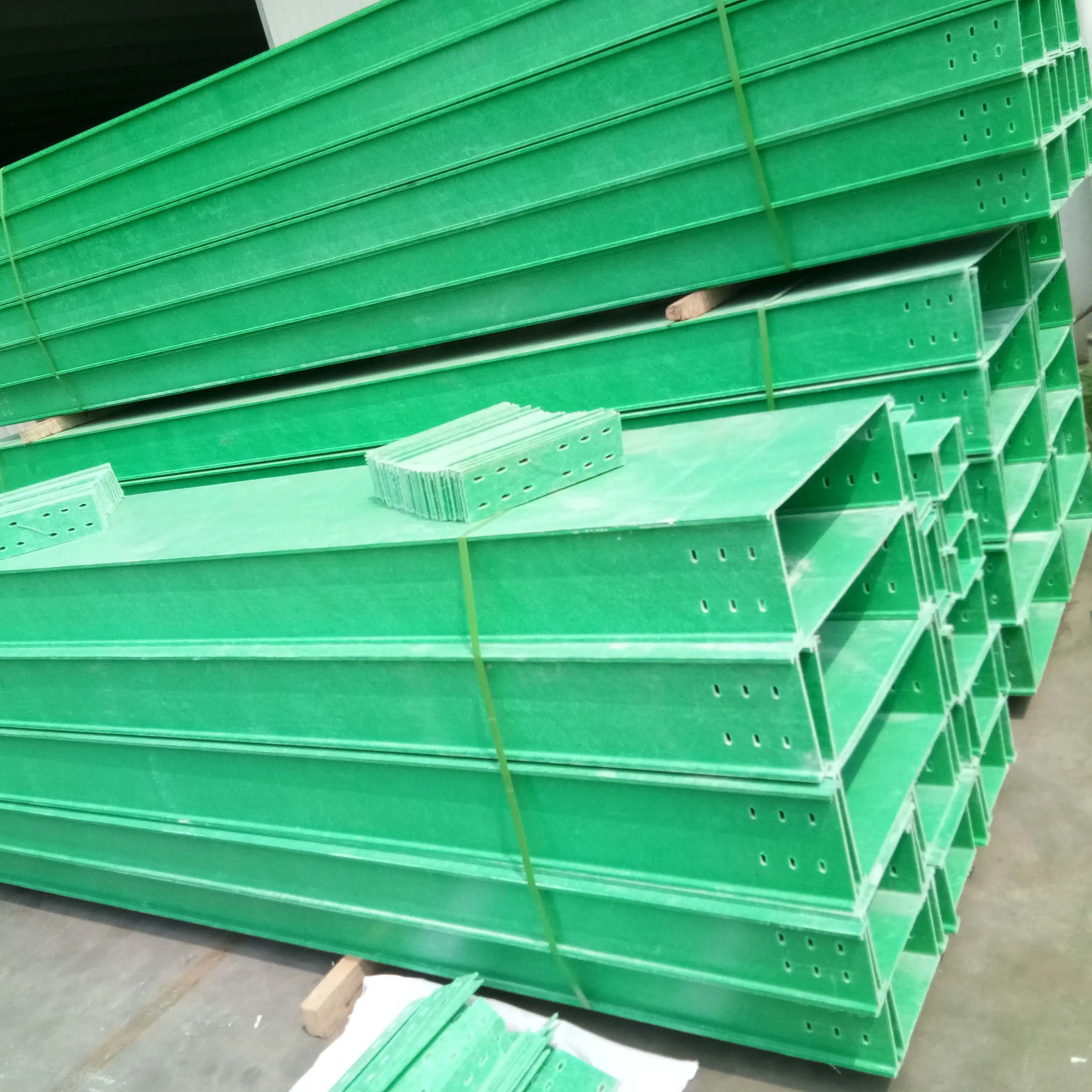 Китай FRP кабель Trunking лоток прайс-лист