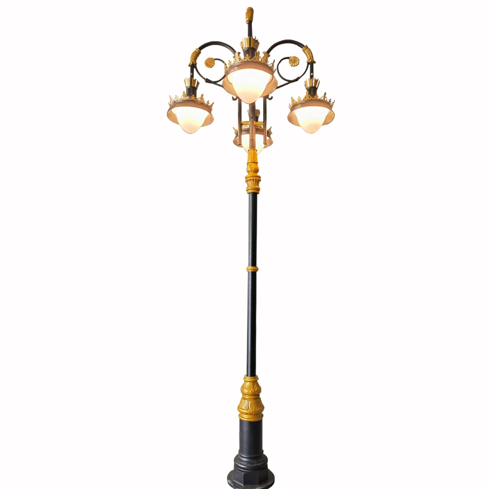 4M 100w Multi-head classic European waterproof street lamp antique die-cast aluminum The Nordic decorative garden lamp