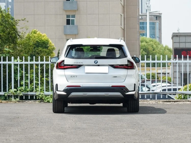 New B M W iX1 Electric Car SUV 2024 X Drive 30L X design set