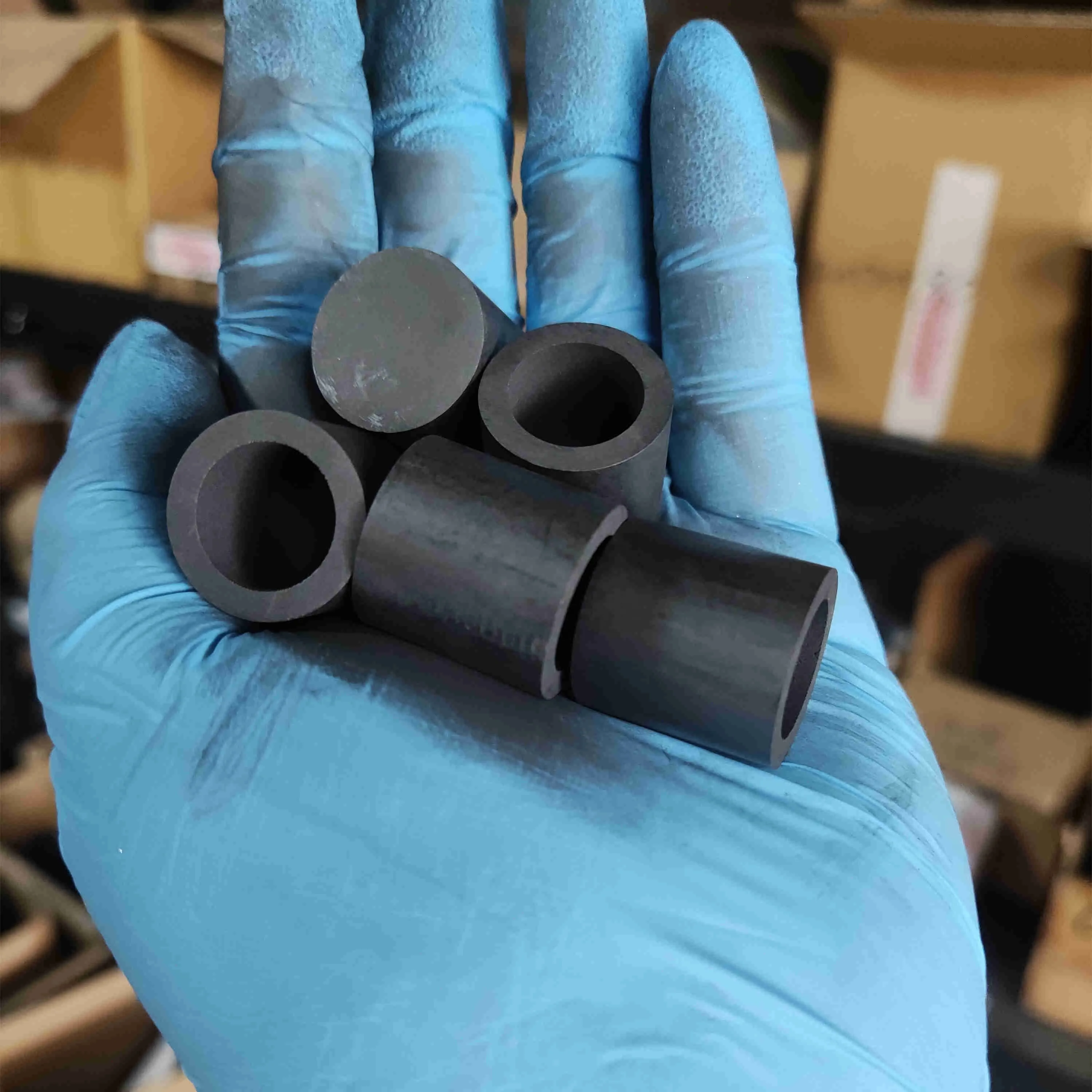 Small gold and silver crucible graphite for smelting