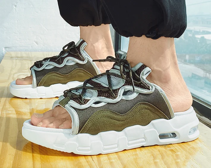 Wearing anti slip and odor resistant mesh for outdoor sports with a red and fecal feeling, thick sole for outdoor sports