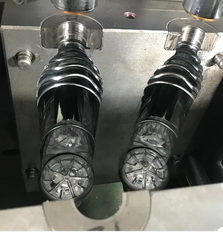 semi-auto 2 cavity plastic pet bottle blowing machine
