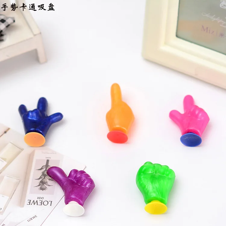 Лидер продаж 2021, самый дешевый на Amazon мини-Забавный жест в форме пальца, Мультяшные фигурки, присоска, верхняя часть ручки для детей