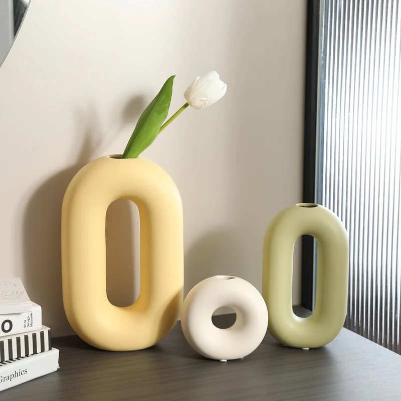 Modern Circular Hollow Ceramic Vase Donut Home Decoration Accessories Office Desktop Living Room Decor Flower Vase