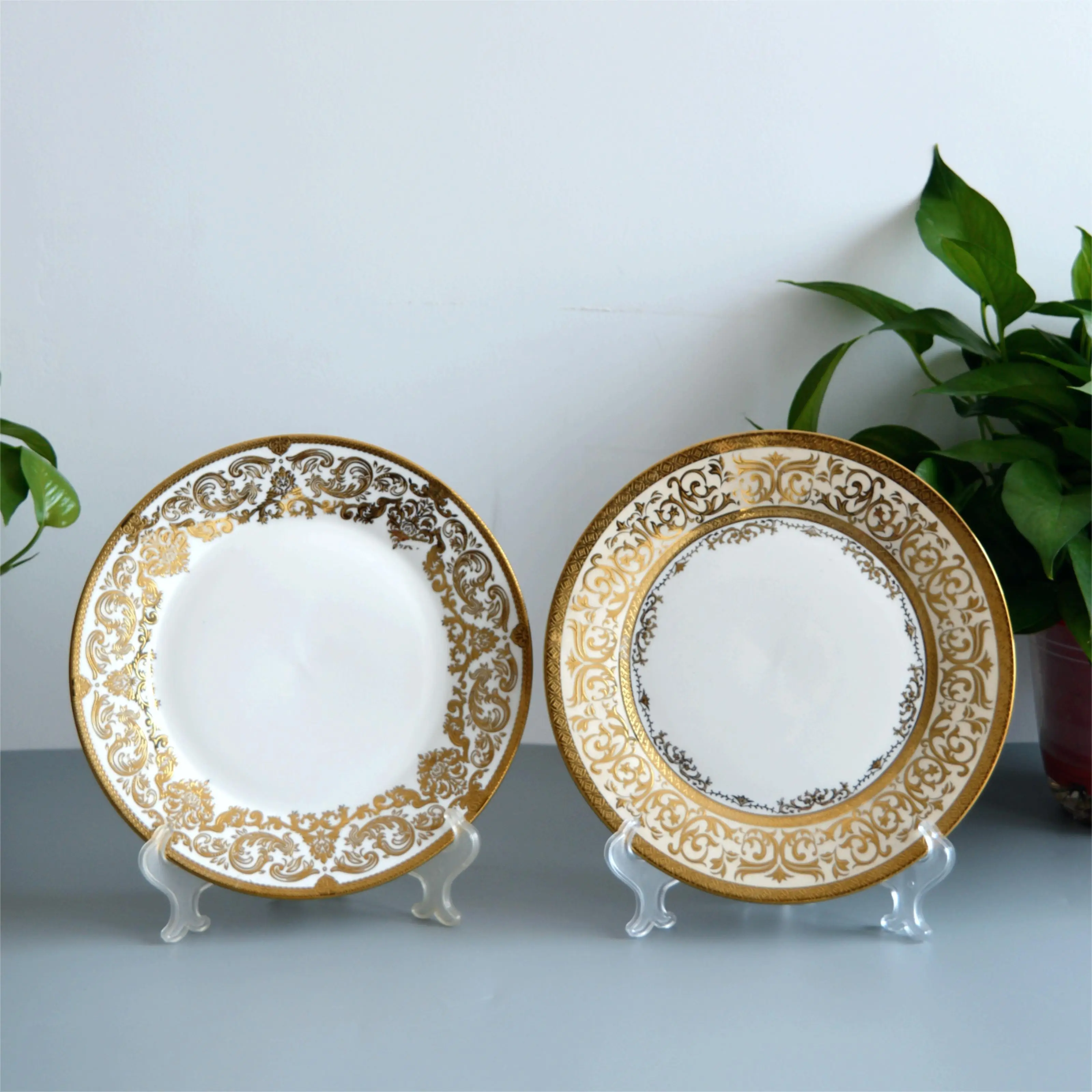 New luxury European, American, Italian, Russian and Arabic style bone china dinner plate