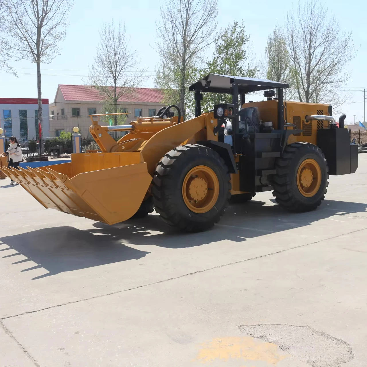 1.6CBM hot sale 3T 4*4 wheel loader brand engine china made underground loader for mining ore