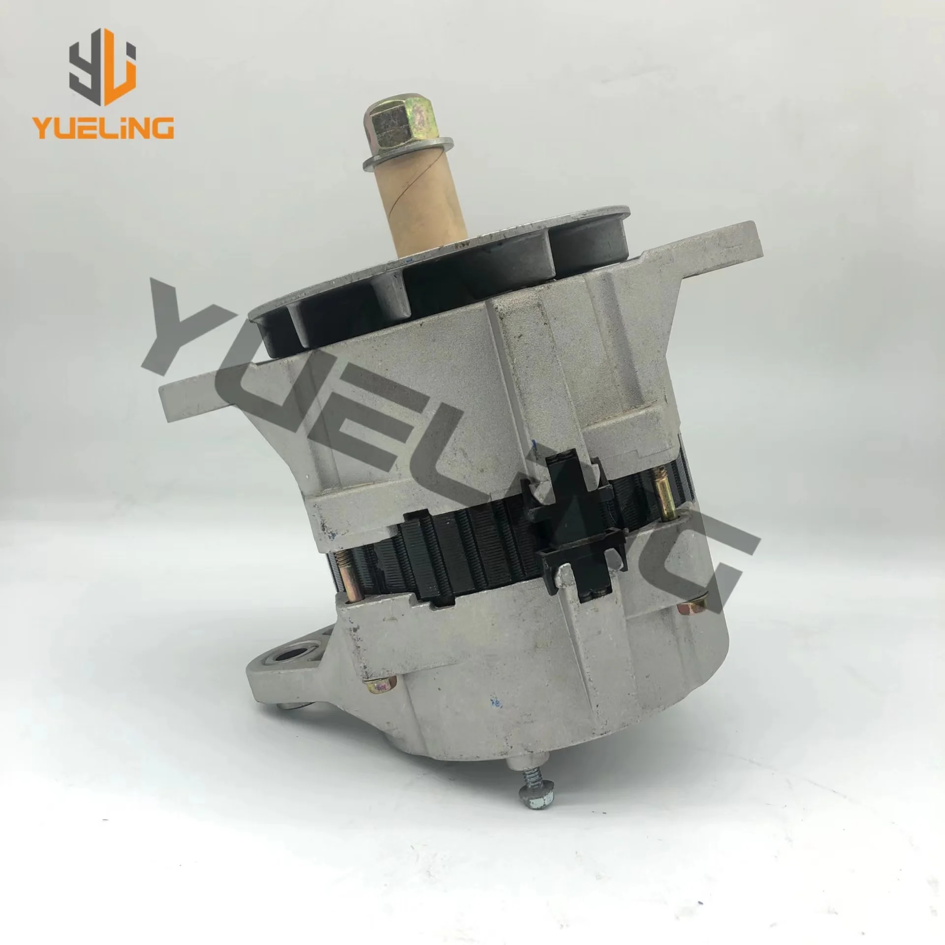 Alternator 42776 22F5C054 24V /04343-35600/20849349/3943494/34468-21100 in stock 37768-04200/3631678/01183447/206996/178440