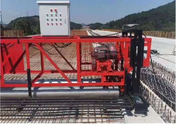 SMP-600 multi roll paving and leveling machine Concrete  Screed Used To Road Leveling machine road floor leveling machine