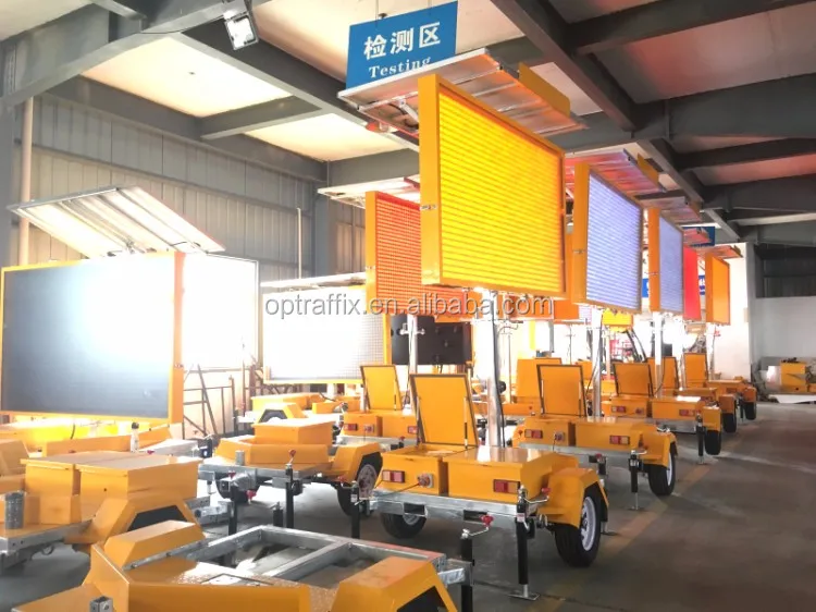 Roadway Safety AMBER & 5-COLOR Outdoor Portable LED Electronic Words Image Animation Display Variable Message Signs Trailer