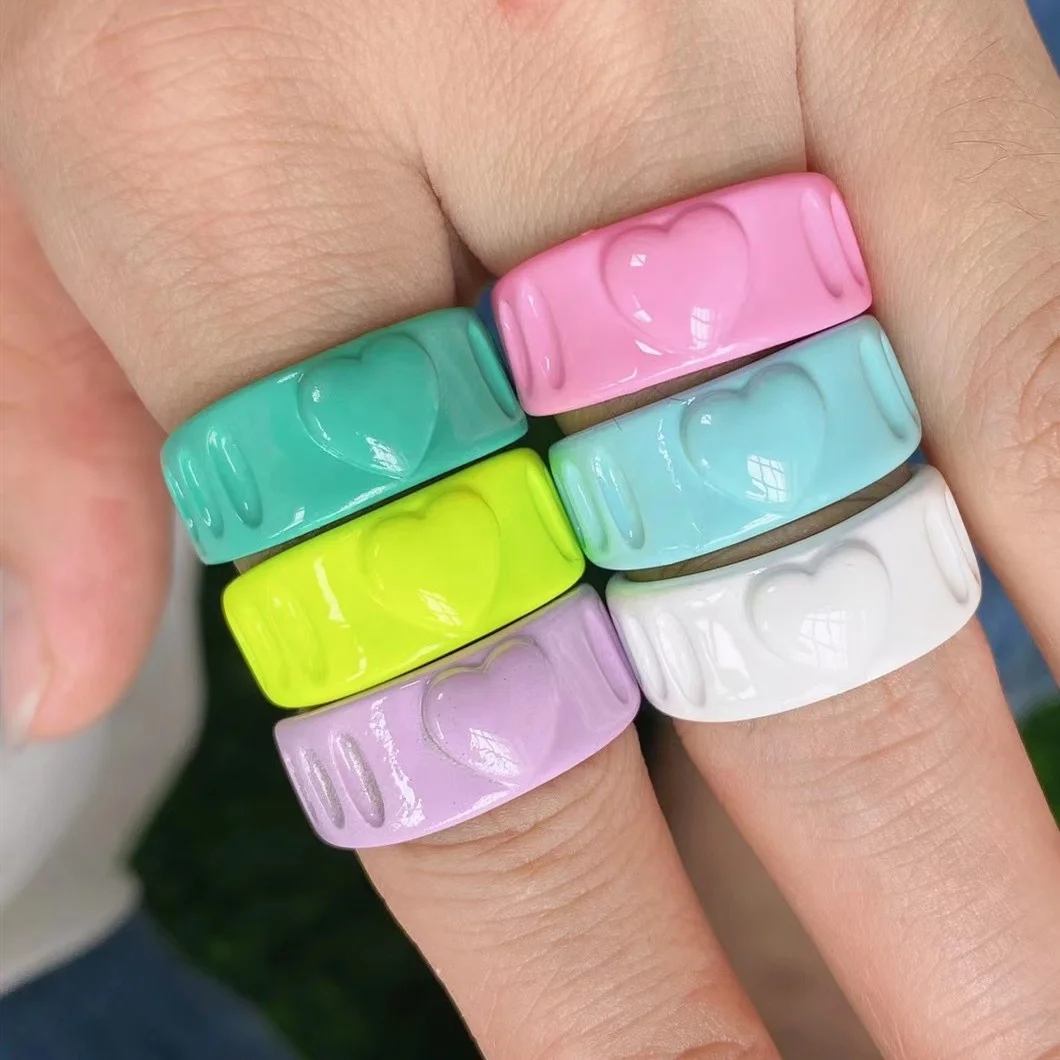 Fashion Chunky Summer Resizable Finger Ring Wholesale Latest Design Enamel Carved Heart Charm Girls Women Female Jewelry Rings