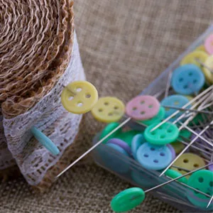 Flat Head Pins Straight Sewing Pins for Fabric Button Colored Heads Quilting Pins Boxed for Sewing DIY