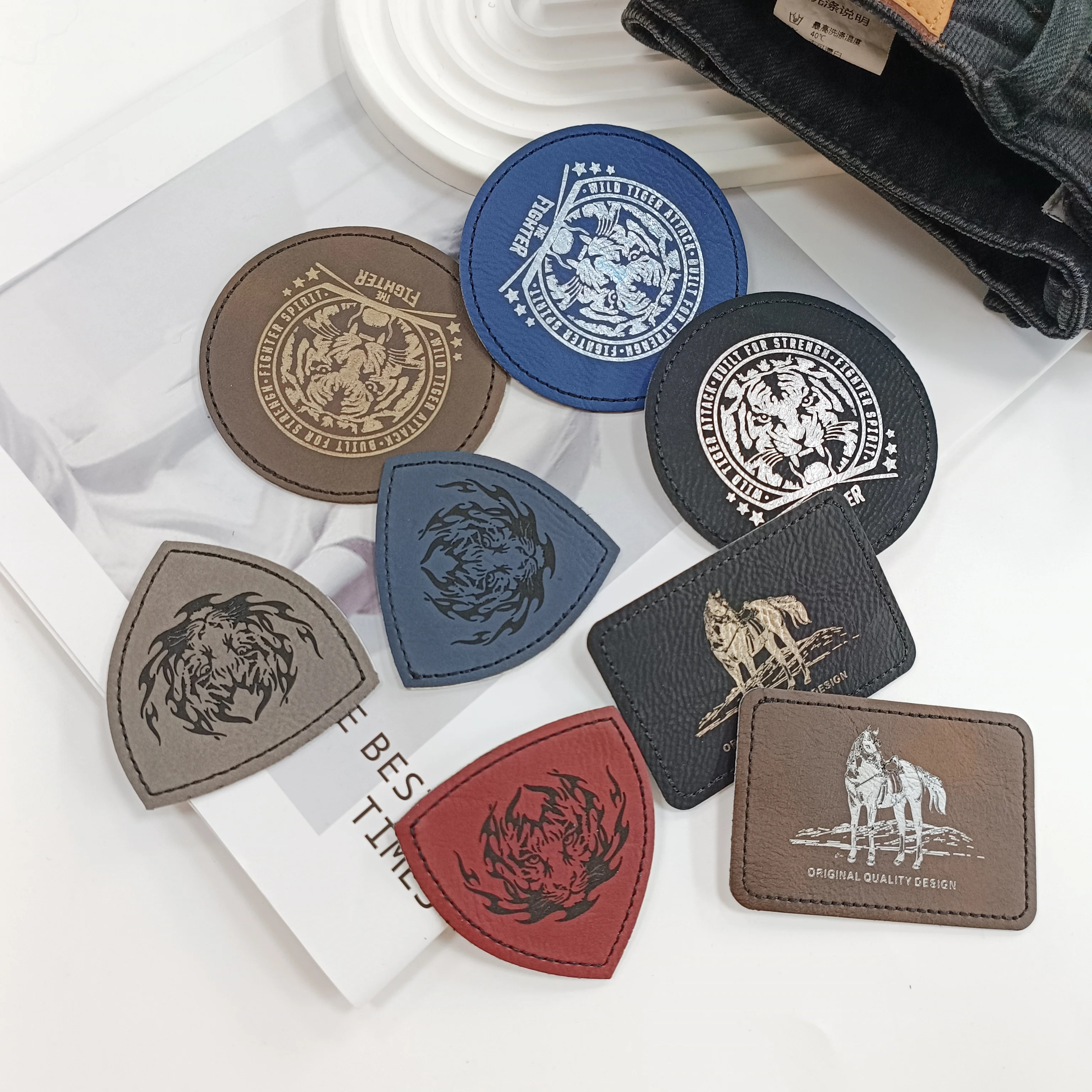 Factory wholesale PU leather engraved label color changing leather patch label