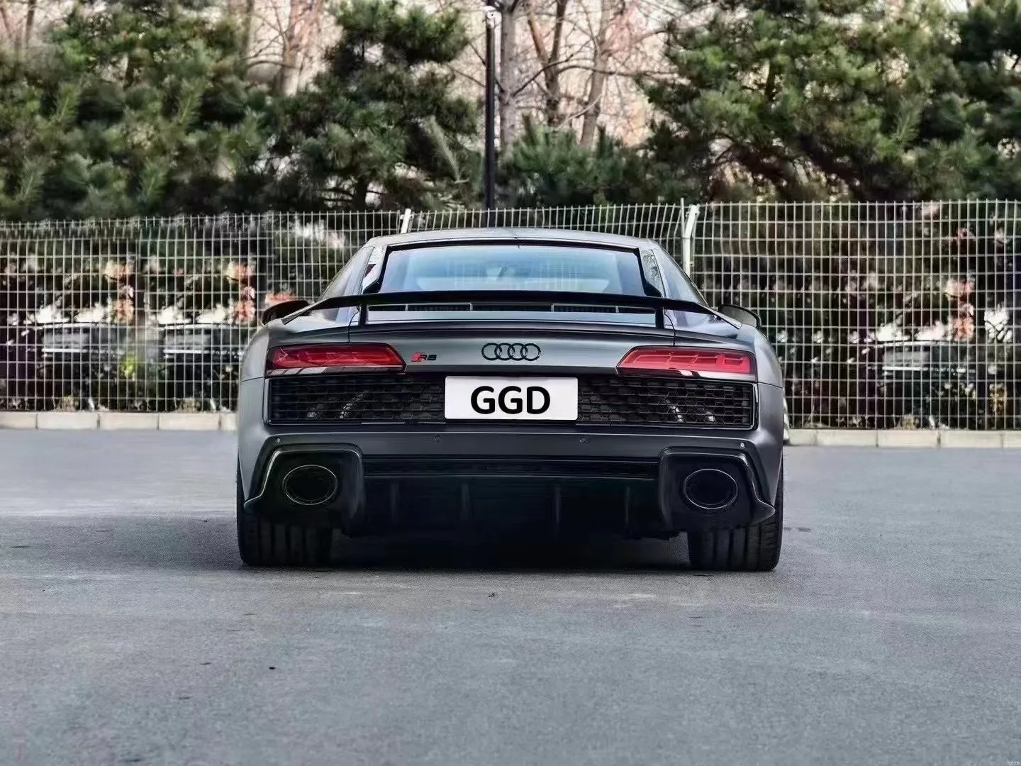 16-18 models upgrade conversion 20 midels- PP/carbon fiber Body Kit bumper Grill Side skirts for Audi R8