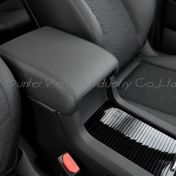 Luxurious car seater armrest for Land Rover discovery sport