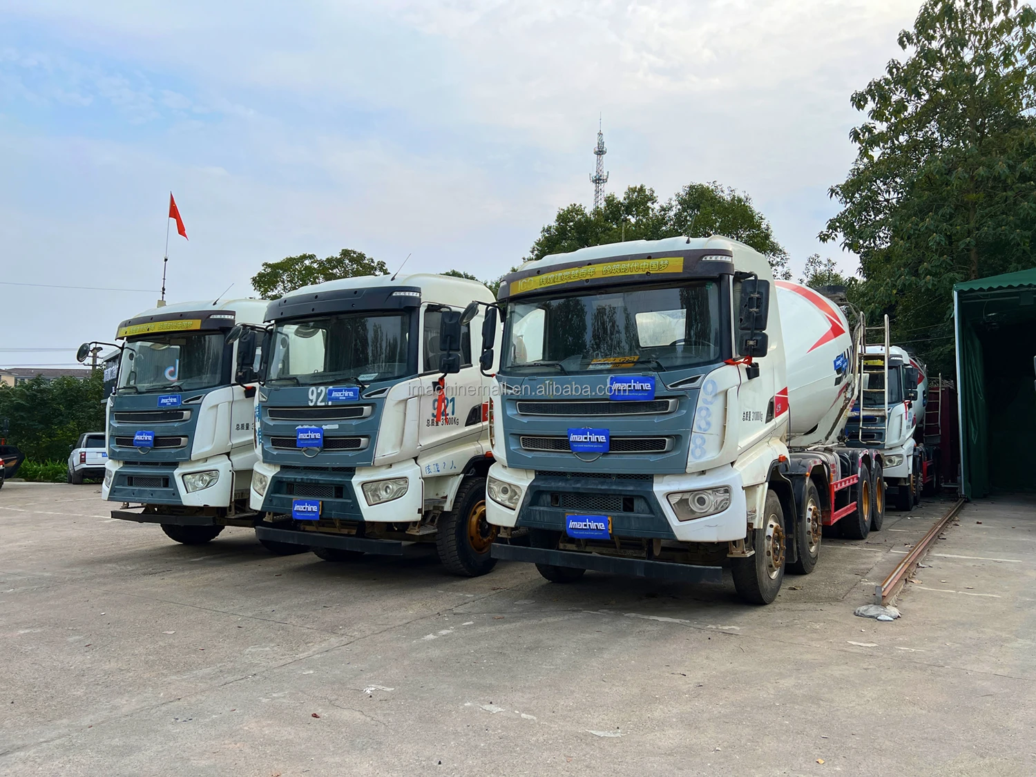 12 Cubic Meters 10cbm Concrete Mixer Truck Concrete Cement Mixing Machine Hydraulic Used SANYs Hino Engine