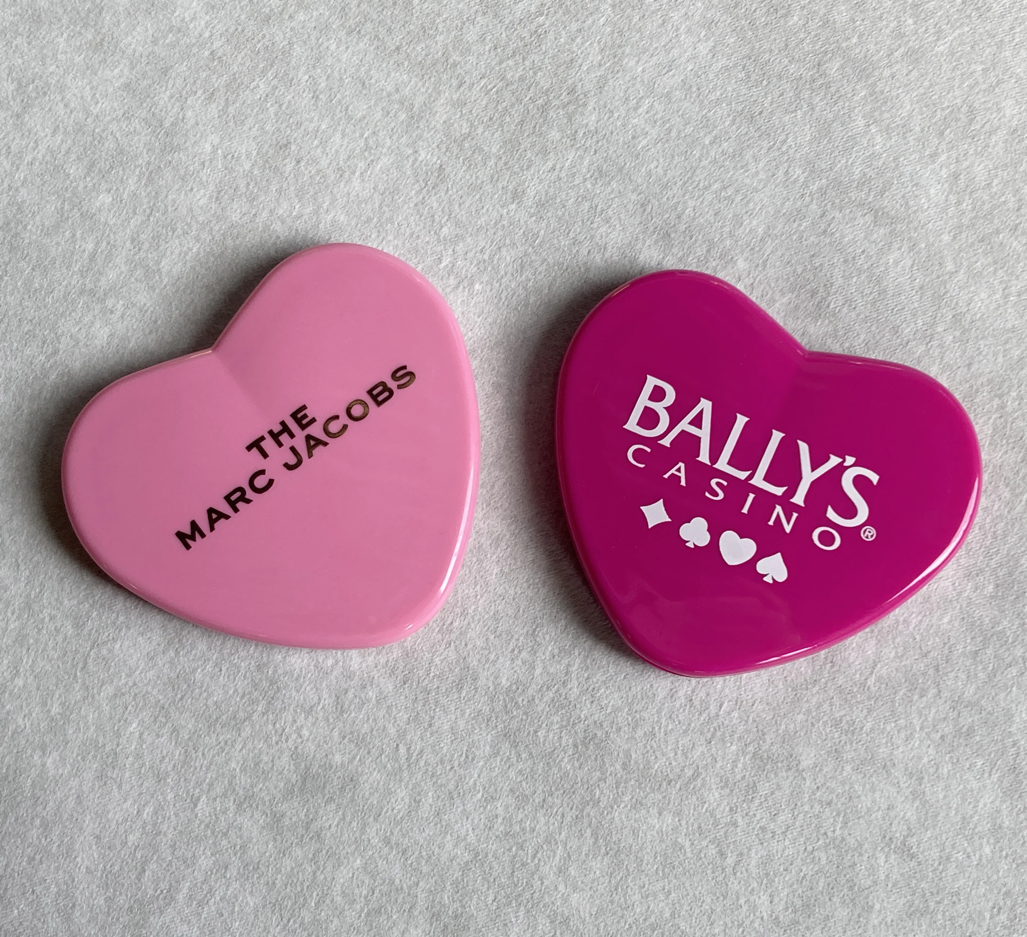 Custom Logo Heart shape 2-Sided Makeup Mirror, Portable Travel Makeup Mirror for Women