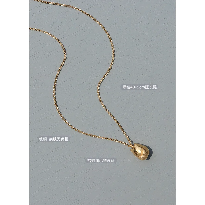 2023 fashion new stainless steel 18K gold texture light luxury lucky cat pendant rose gold necklace