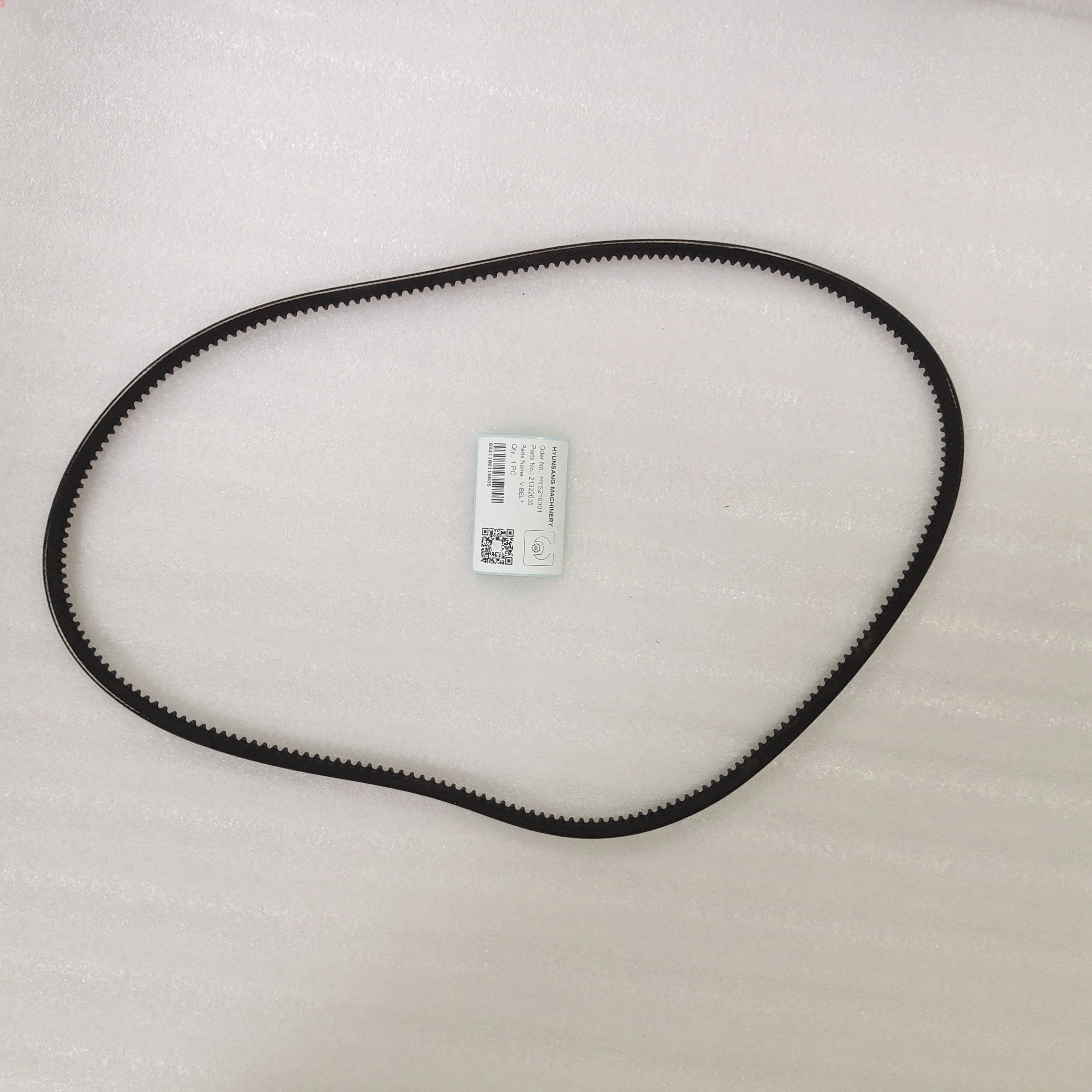 Hyunsang Excavator Spare Parts V-Belt 21322035 1543704 3809444 3586798 Heavy Equipment for Construction Machine
