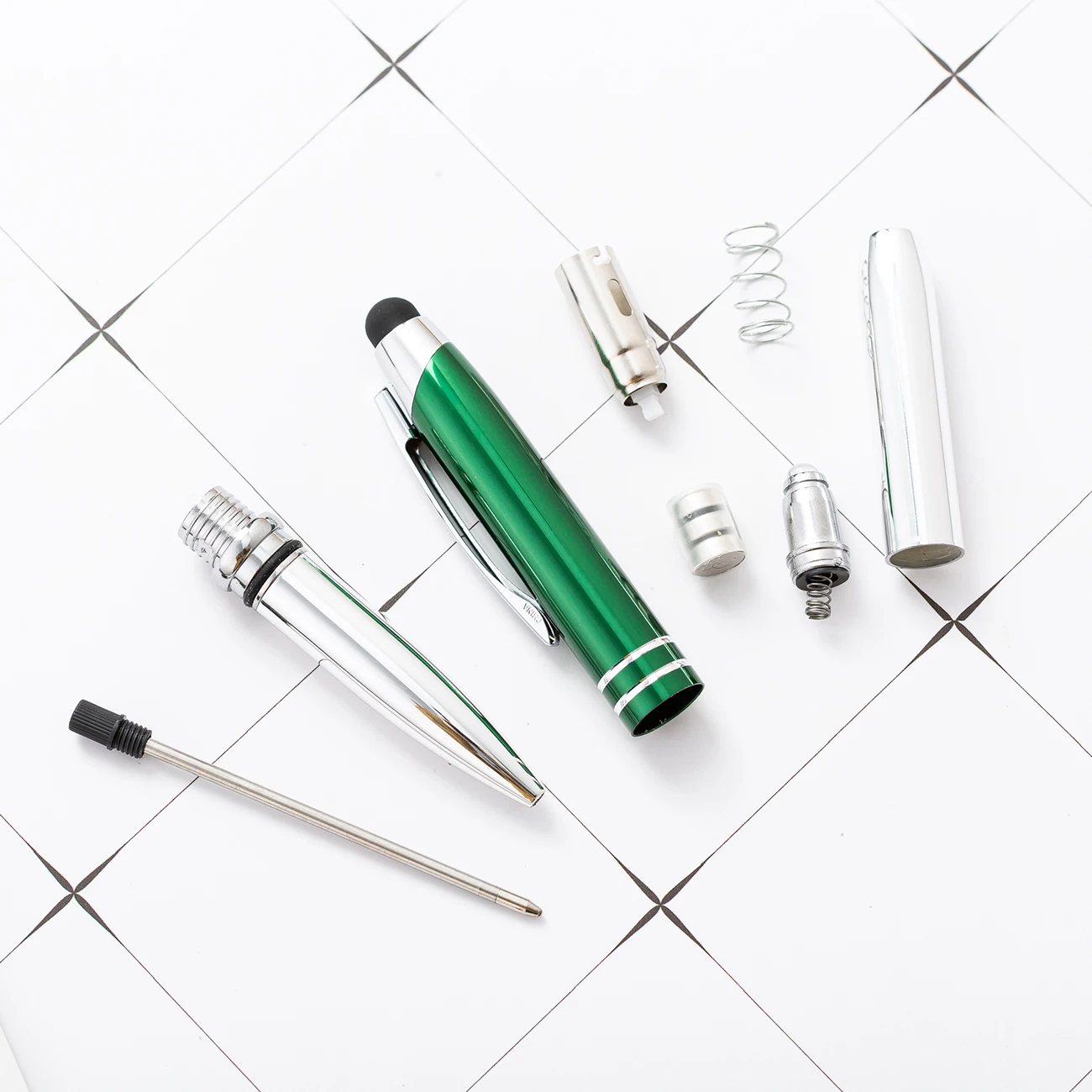  Fashion Presentation Clicker Laser Led Metal Pen For Professors Lecturers Light Ballpoint With Custom
