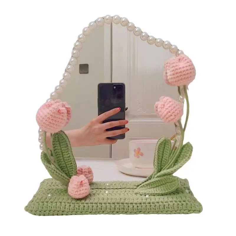 DIY hand-woven tulip floret bouquet makeup mirror wool crochet decorative mirror